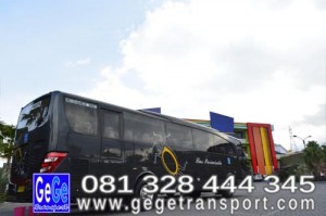Bus pariwisata terbaru gege transportasi jetbus jogja Yogyakarta 2011 2013 2014 2015 interior jogja wisata 2012 Indonesia armada gambar siang di batu terbaik karoseri perusahaan